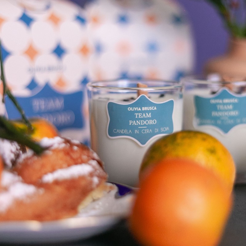 Candela Artigianale “Team Pandoro” – Profumo Natalizio Tradizionale | Olivia Brusca