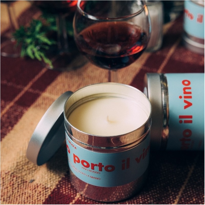 Candela profumata “Io porto il vino” – Soia artigianale | Olivia Brusca